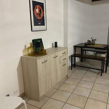 Le Cocon De La Vieille Intendance Apartment *